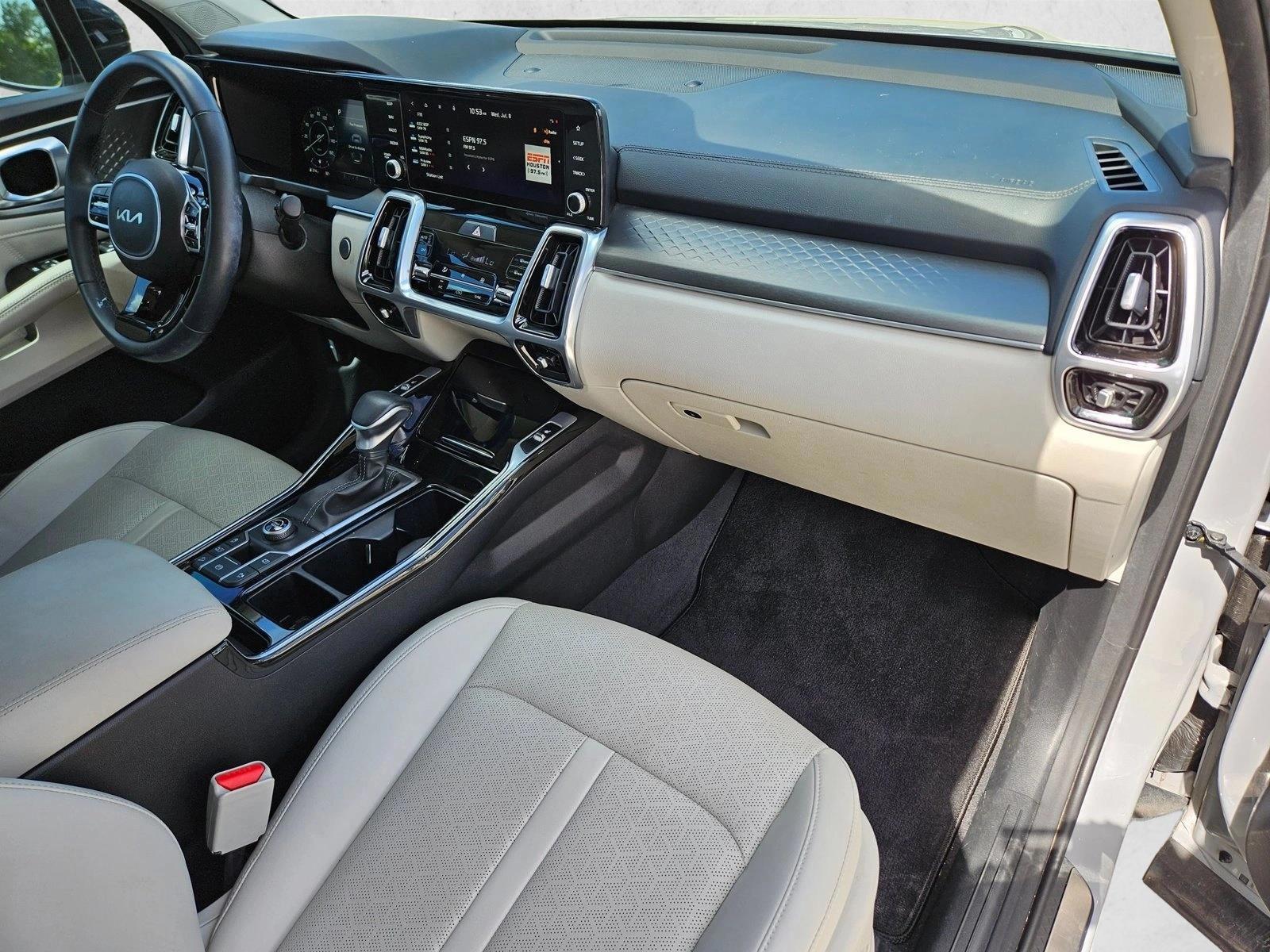 2023 Kia Sorento SX - Photo 21