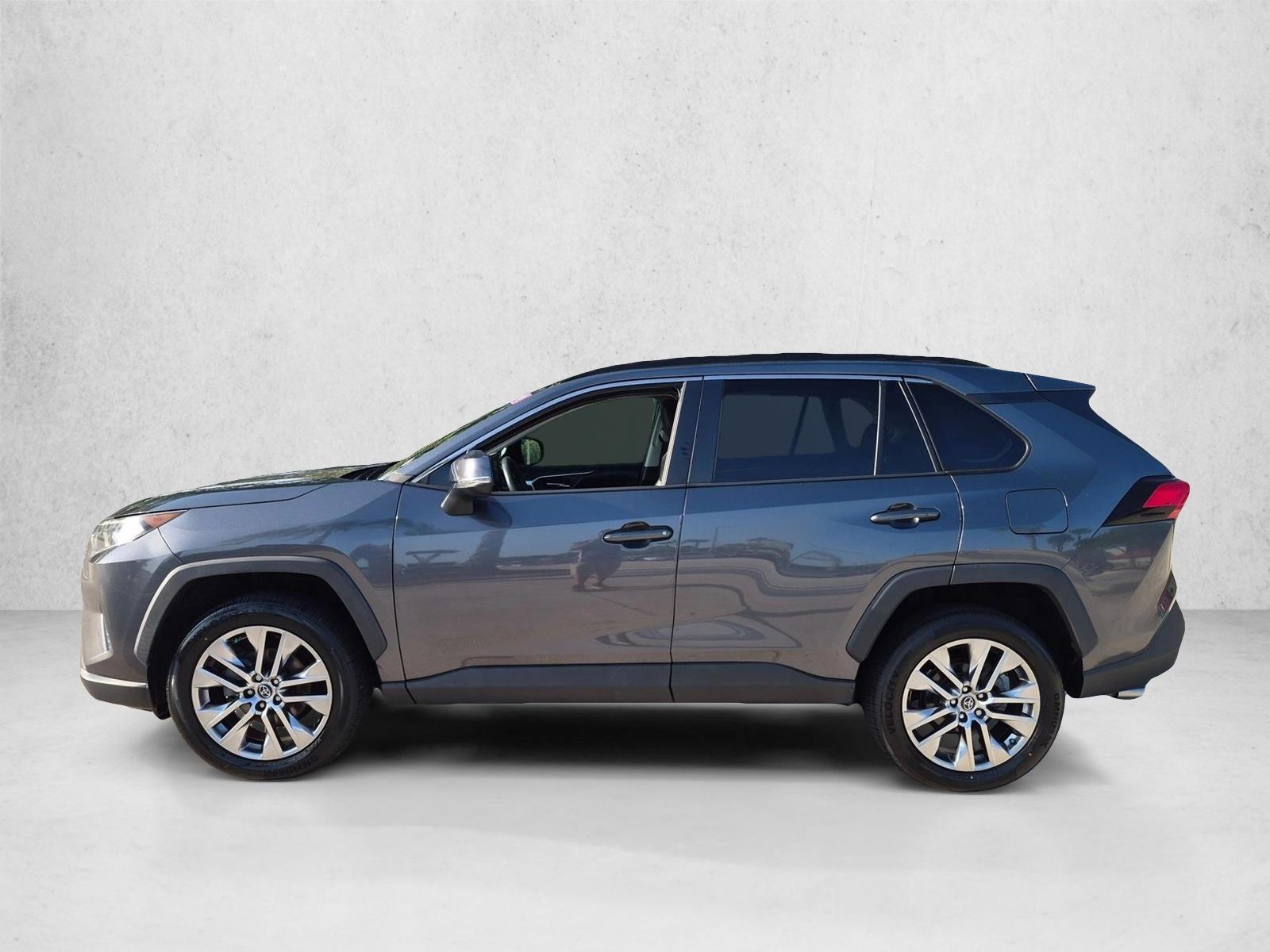 Thumbnail: 2020 Toyota RAV4 - 2