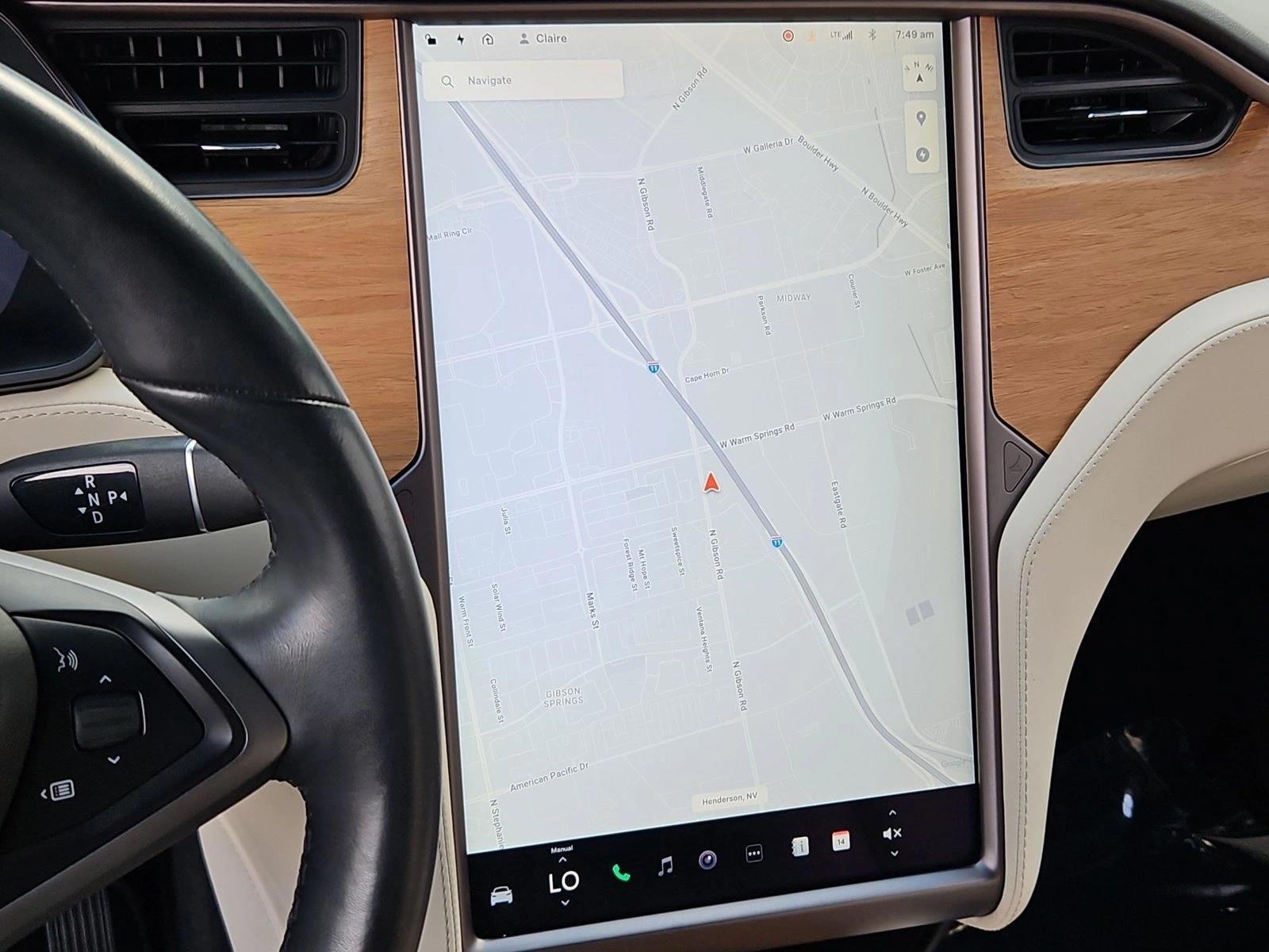2020 Tesla Model X Long Range - Photo 13