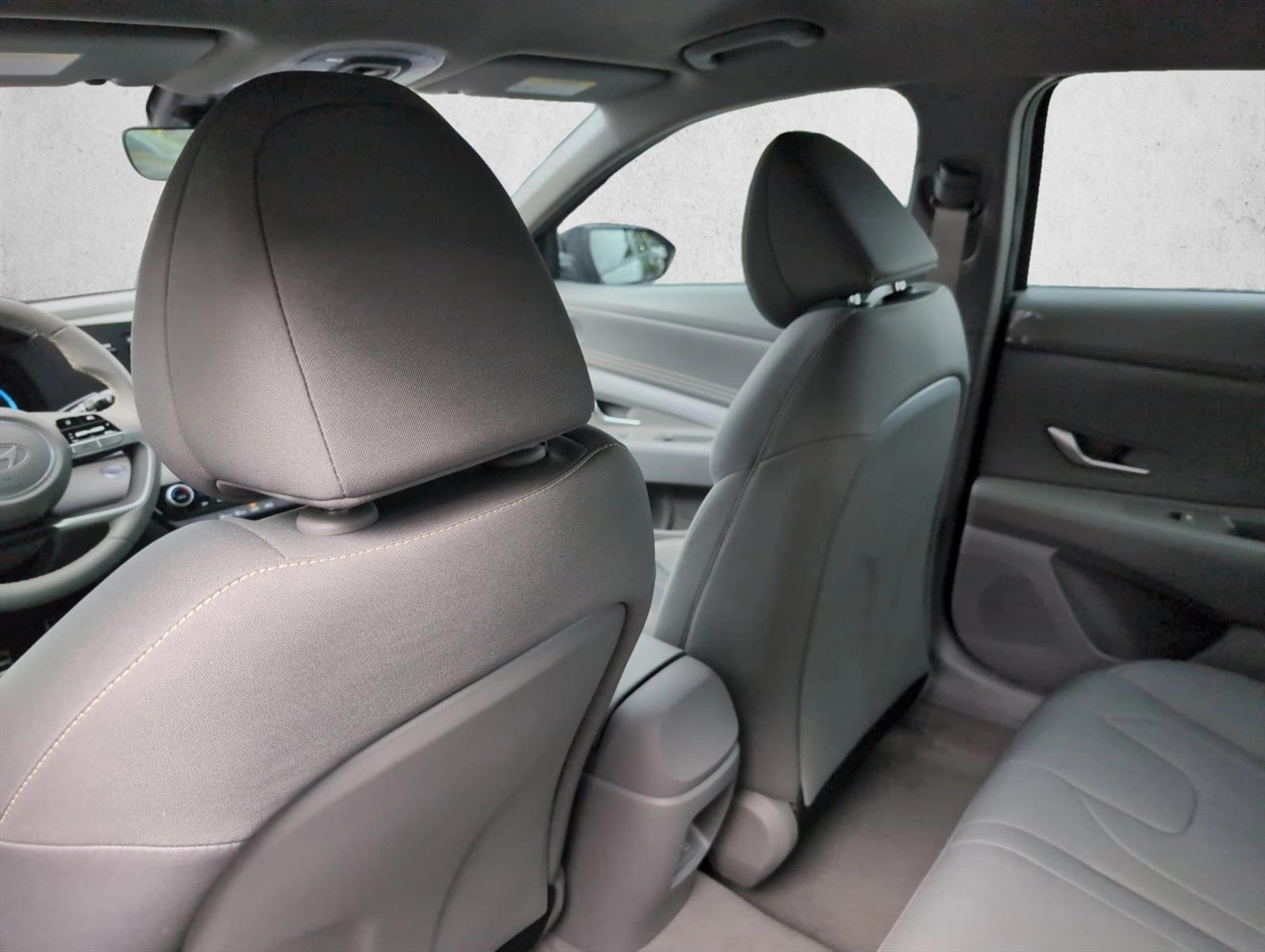 Thumbnail: 2026 Hyundai Elantra - 5