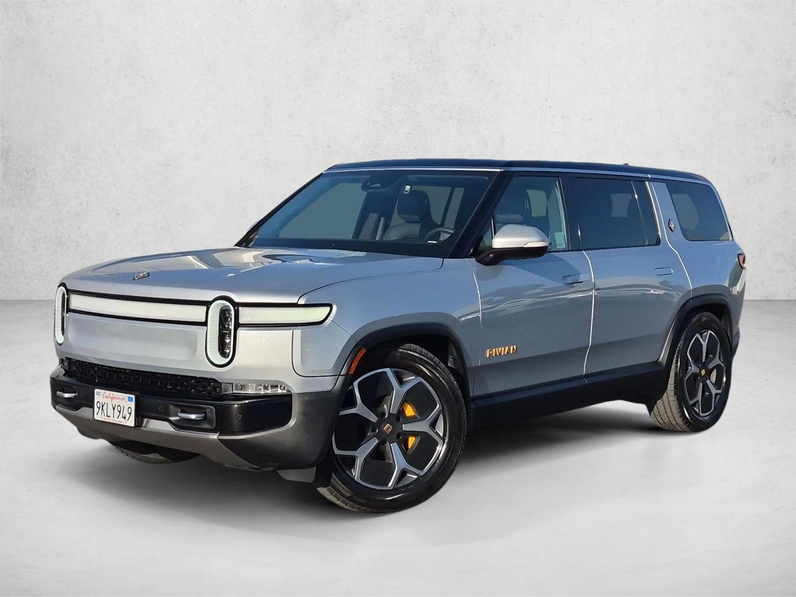 Thumbnail: 2023 Rivian R1S - 1