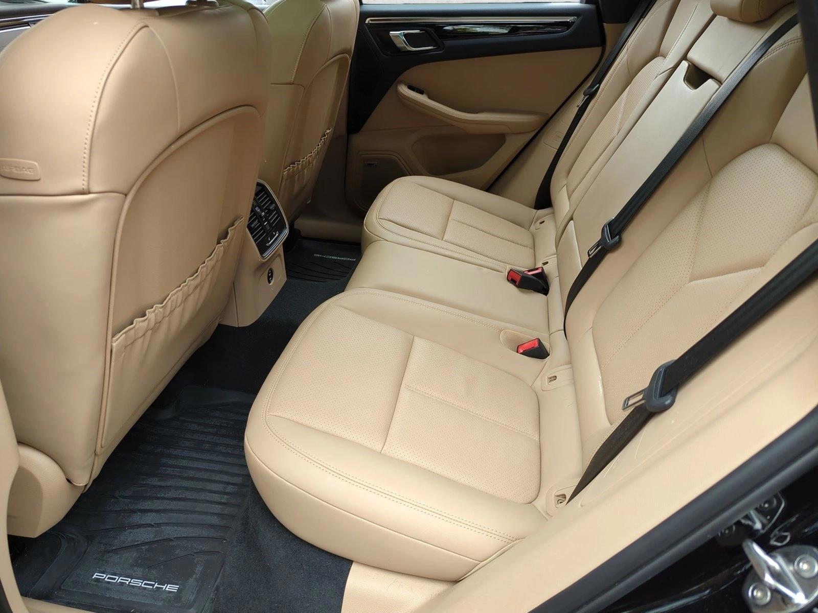 2025 Porsche Macan T - Photo 19