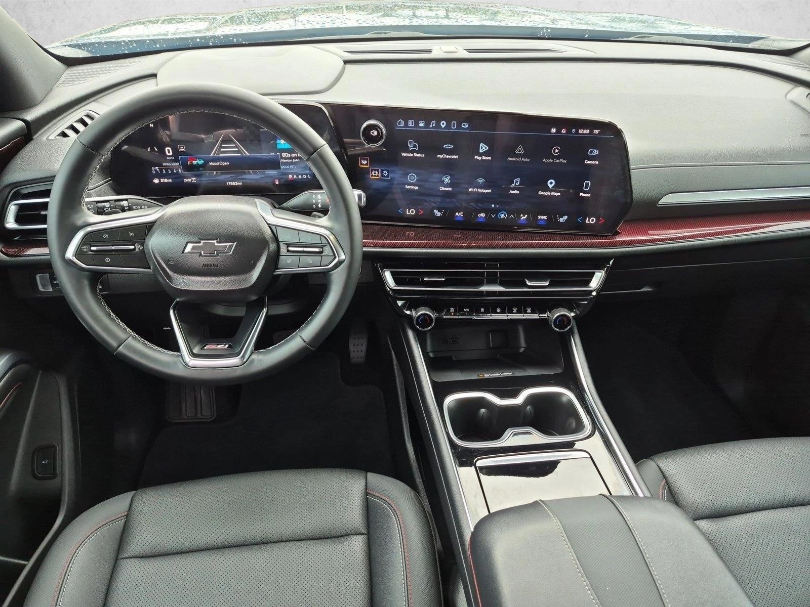 Thumbnail: 2025 Chevrolet Traverse - 4