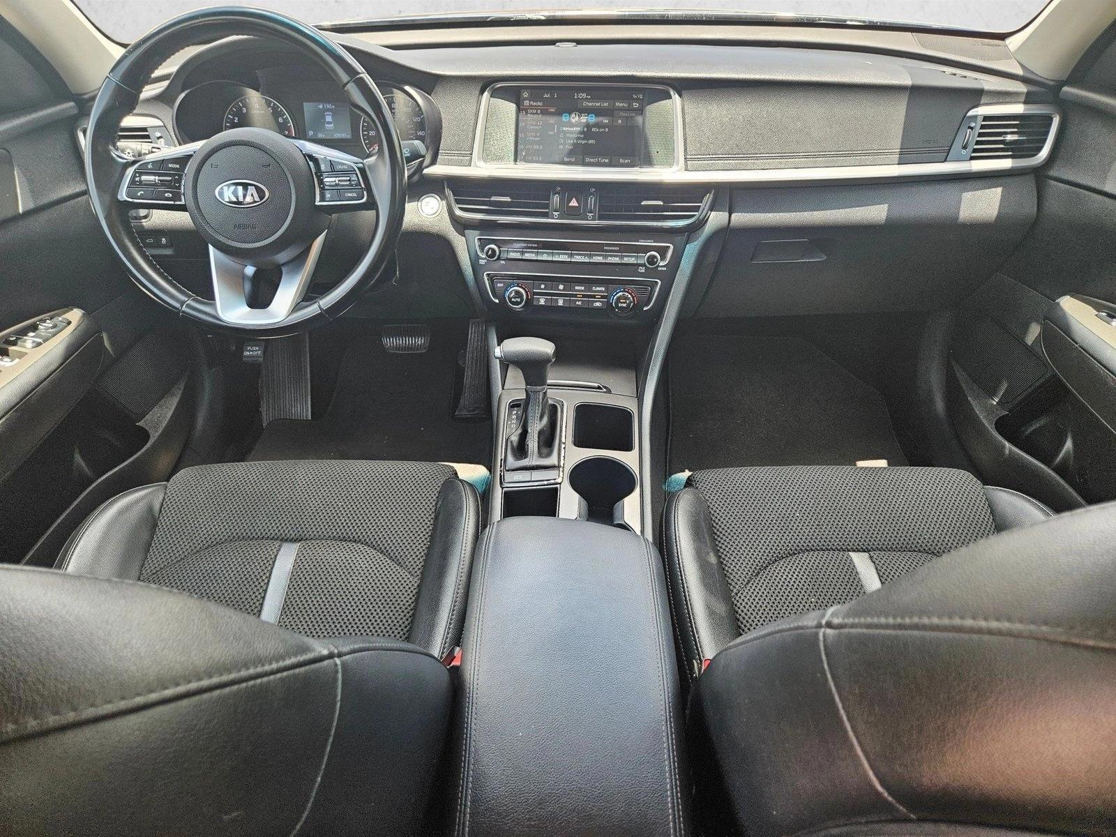 Thumbnail: 2019 Kia Optima - 3