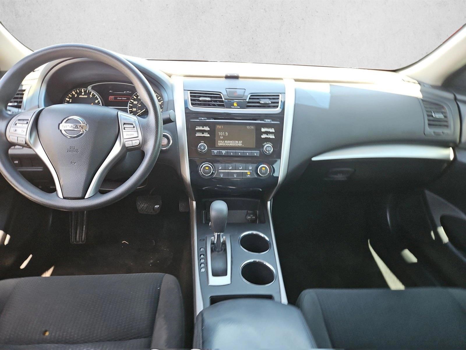 Thumbnail: 2015 Nissan Altima - 4