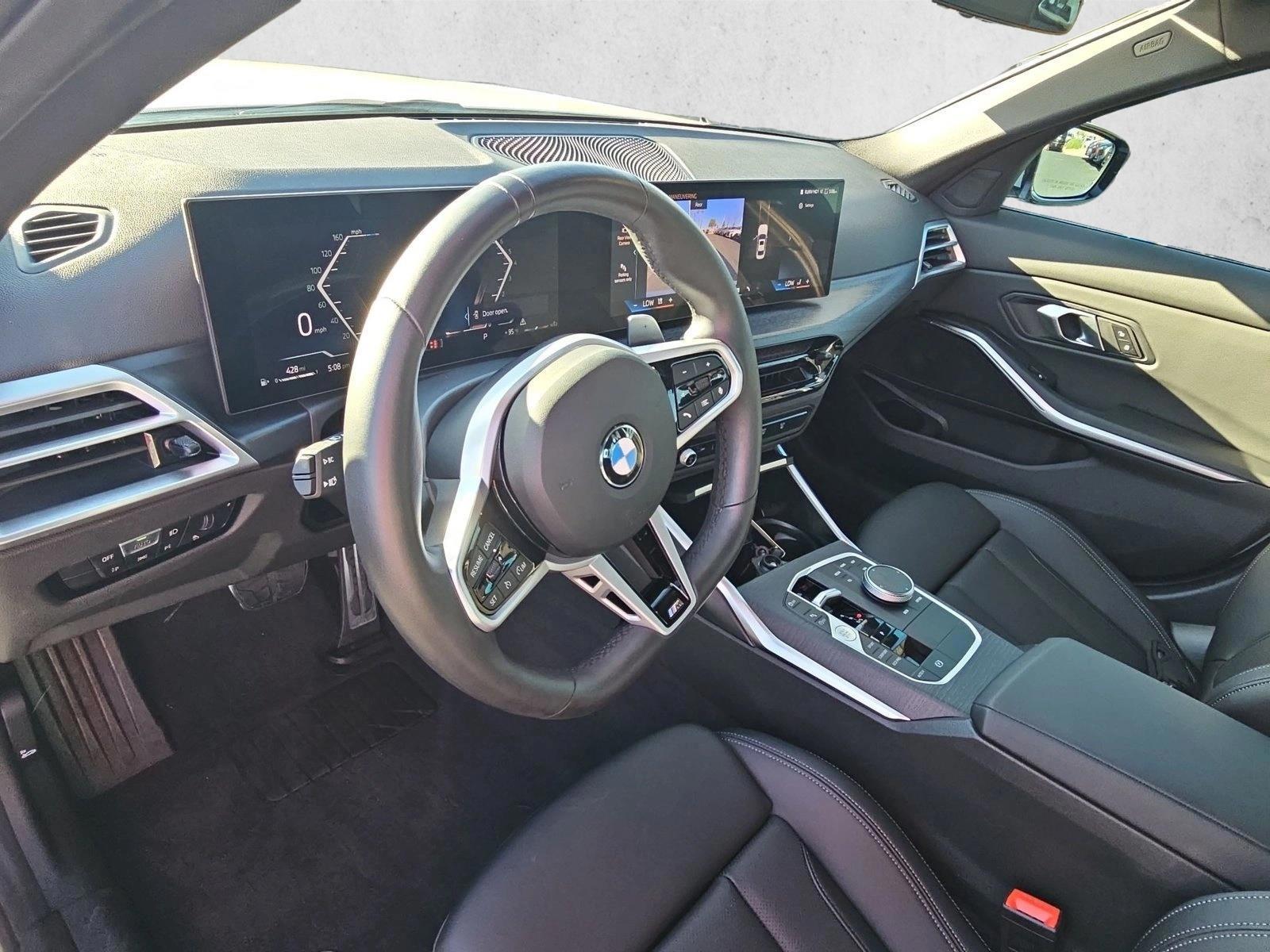 Thumbnail: 2026 BMW 3 Series - 3