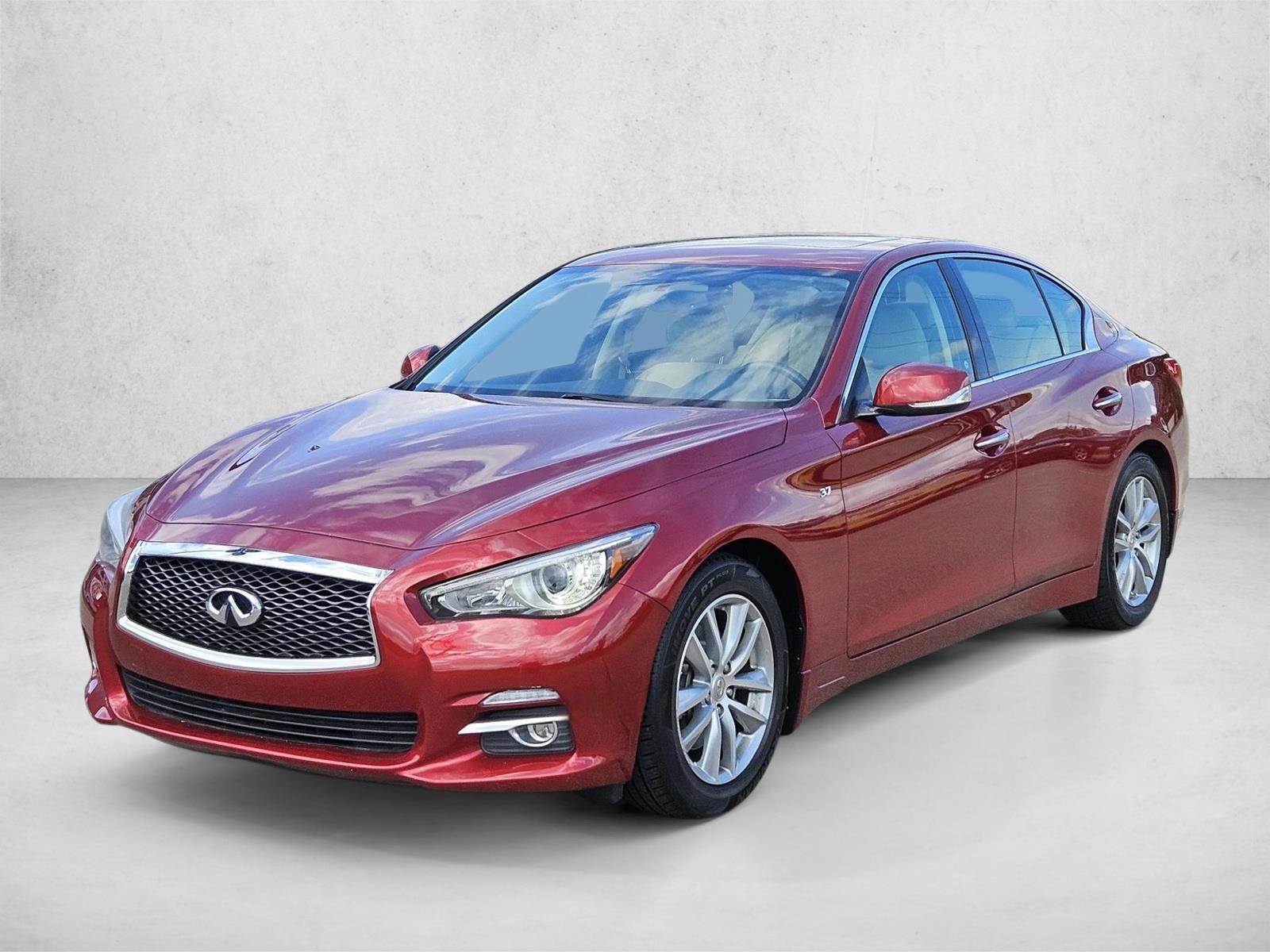 Thumbnail: 2015 INFINITI Q50 - 1