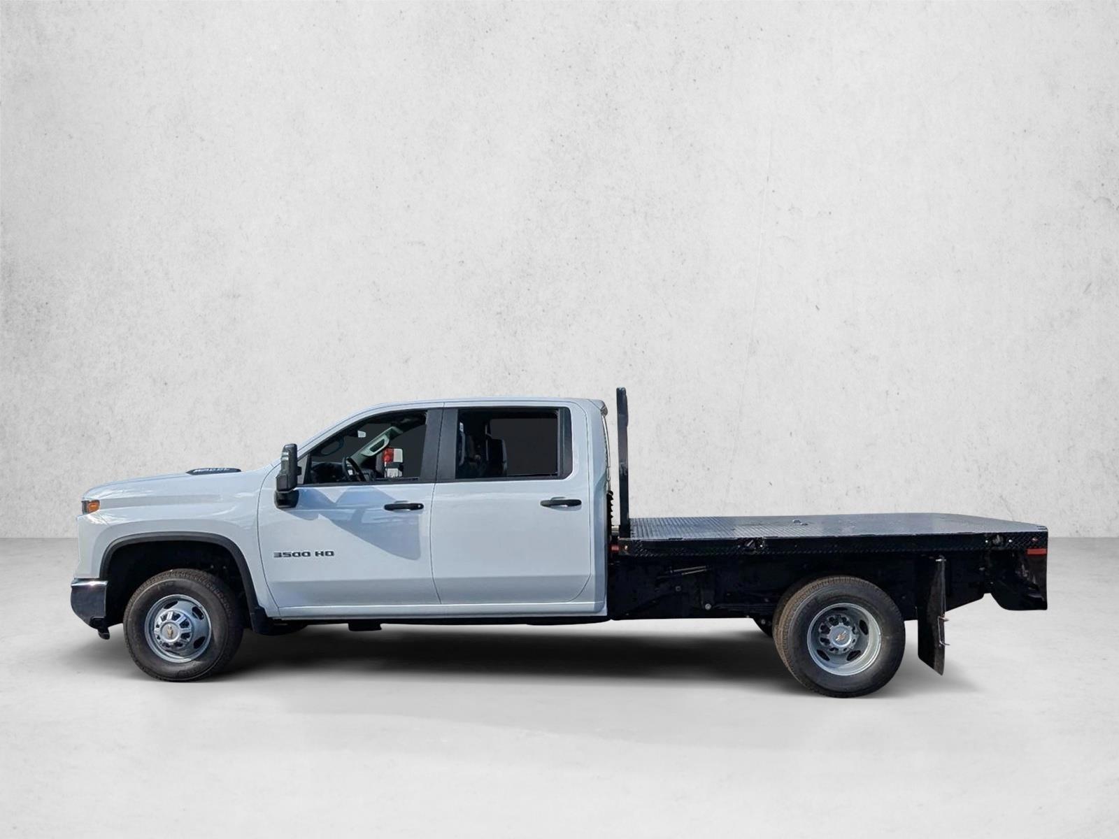 Thumbnail: 2026 Chevrolet Silverado 3500 - 2