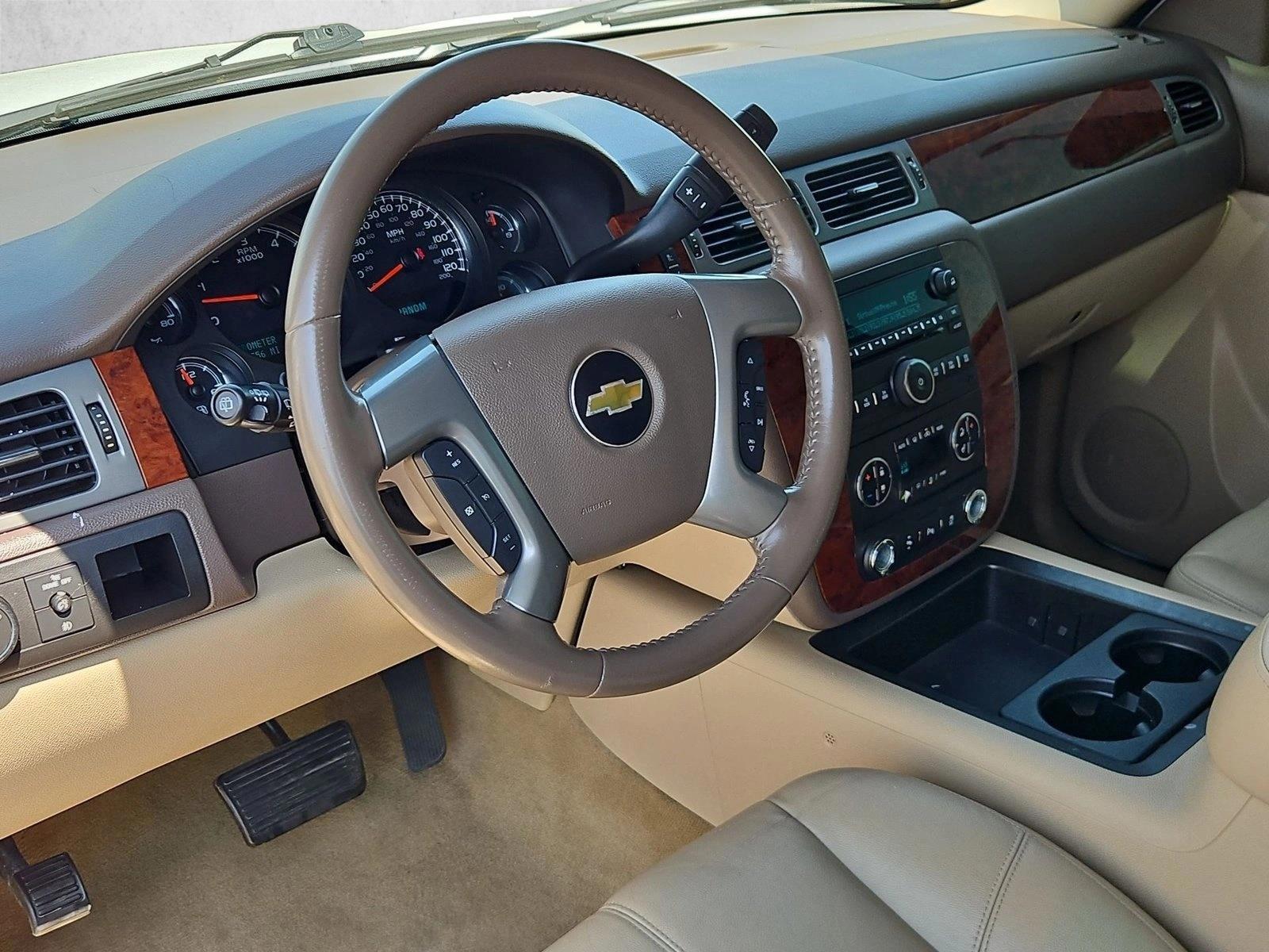 Thumbnail: 2012 Chevrolet Tahoe - 4
