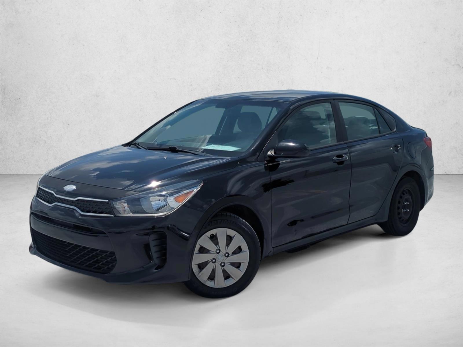 Thumbnail: 2019 Kia Rio - 1
