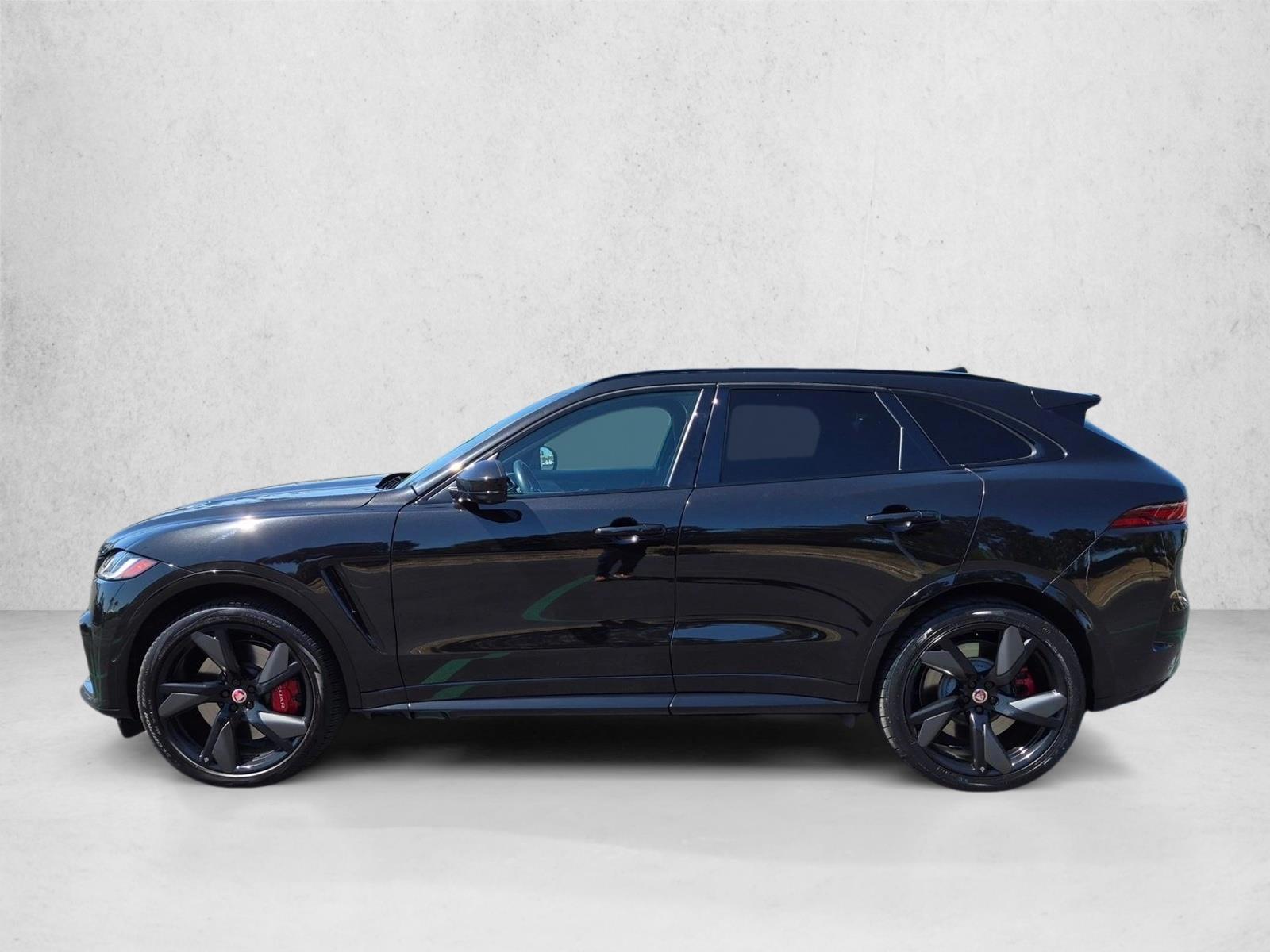 Thumbnail: 2022 Jaguar F-Pace - 2