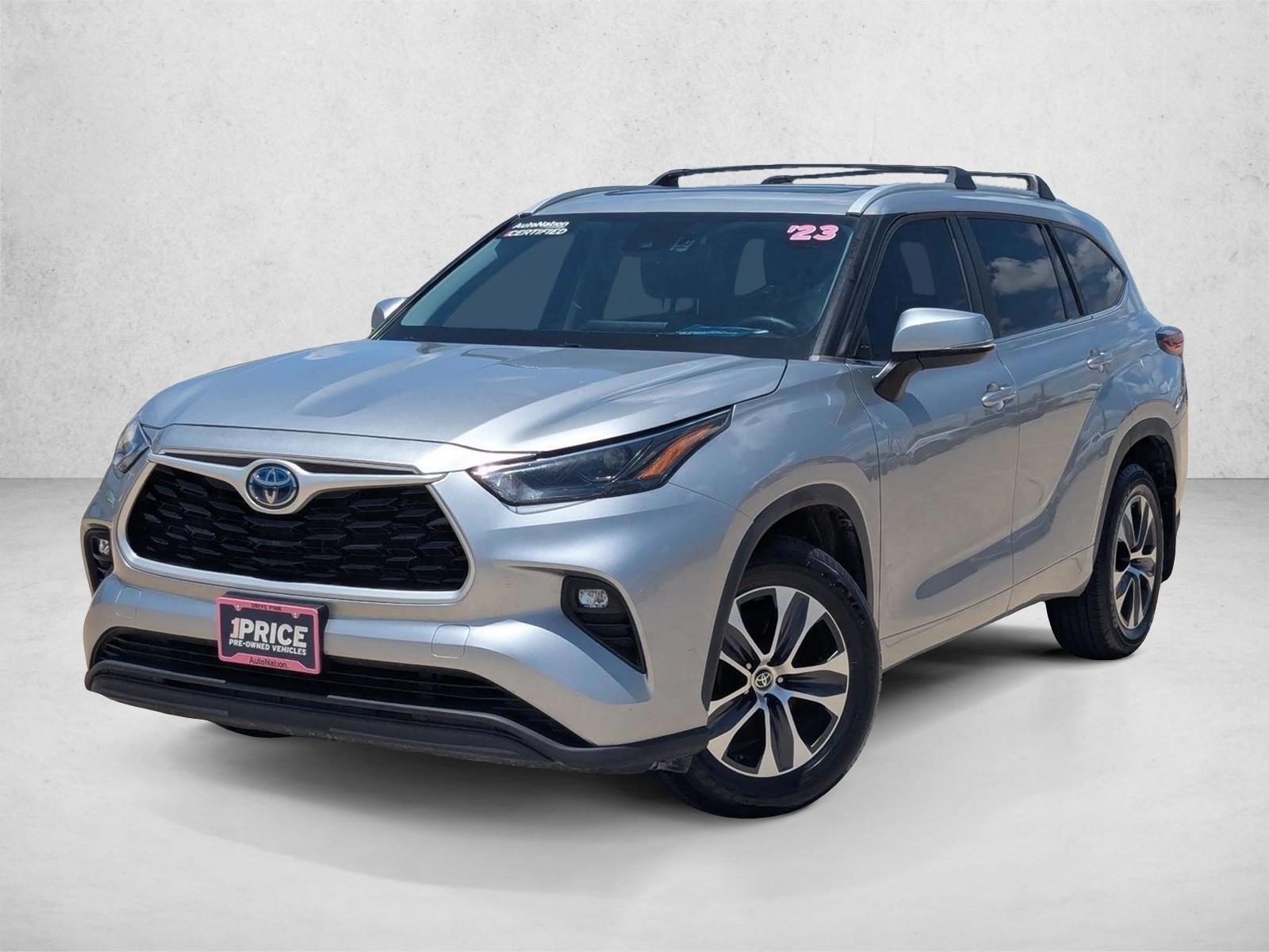 Thumbnail: 2023 Toyota Highlander - 1