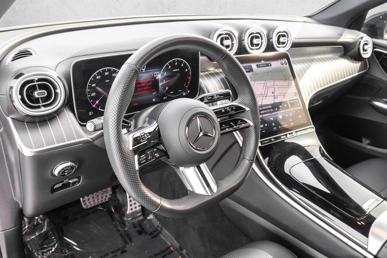 Thumbnail: 2024 Mercedes-Benz GLC - 3