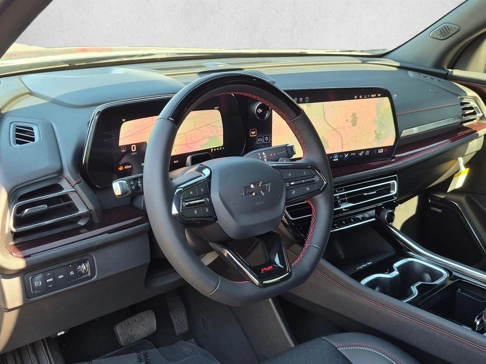 Thumbnail: 2026 Chevrolet Traverse - 3