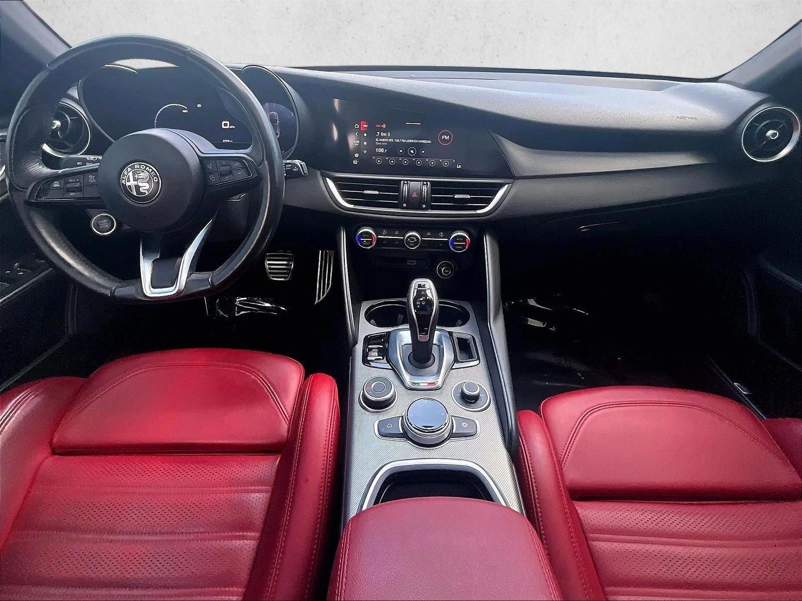 Thumbnail: 2024 Alfa Romeo Giulia - 3