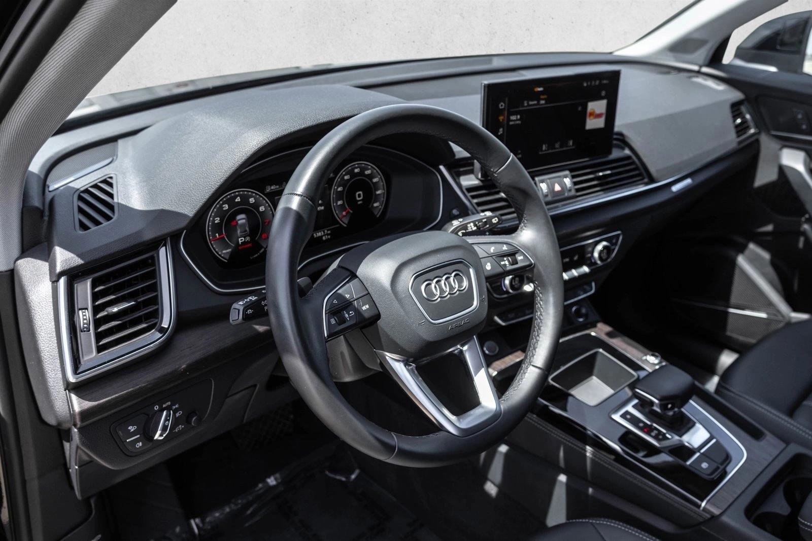 Thumbnail: 2023 Audi Q5 - 3