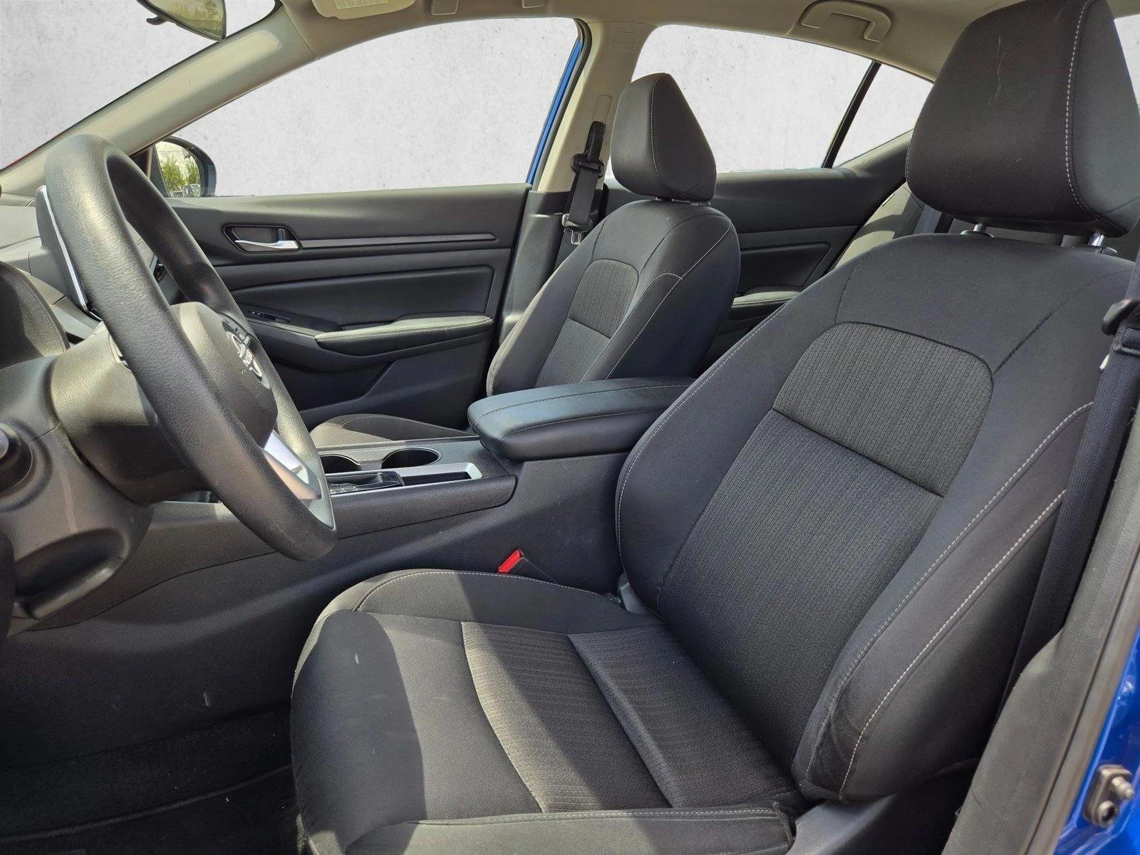 2025 Nissan Altima SV - Photo 15