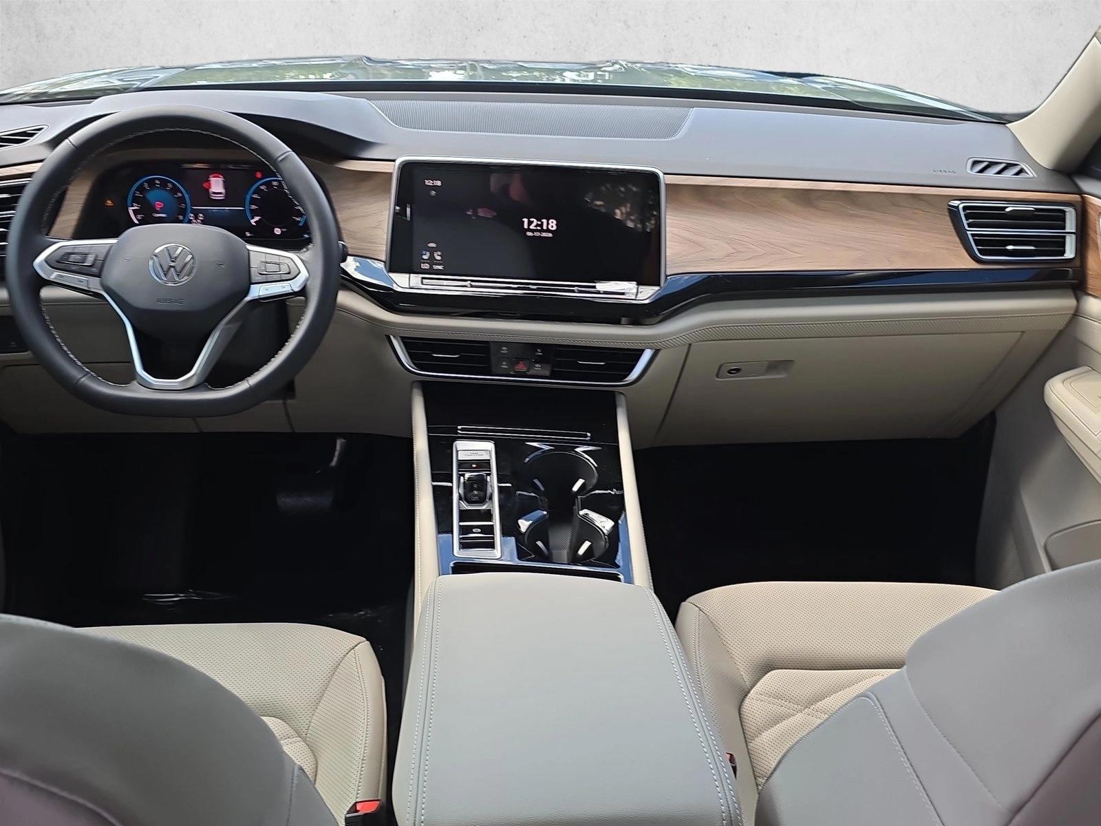 Thumbnail: 2026 Volkswagen Atlas - 3