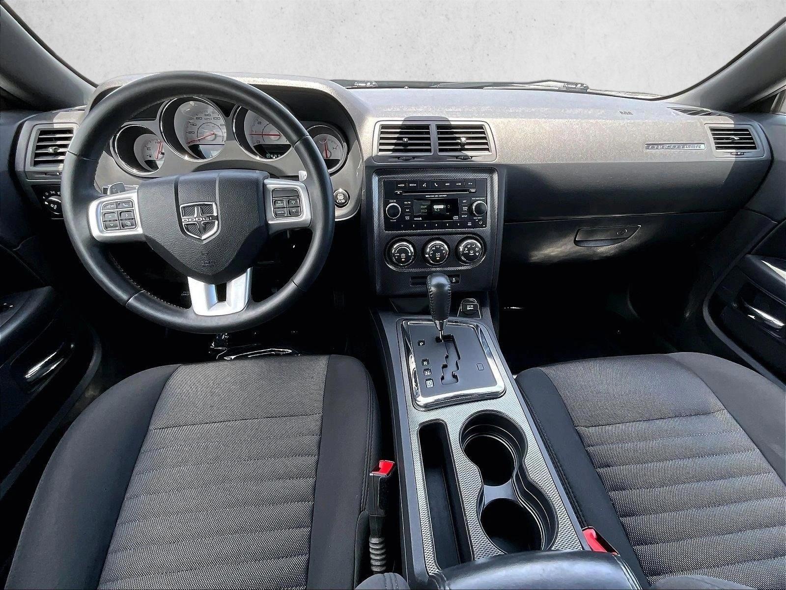 Thumbnail: 2013 Dodge Challenger - 4
