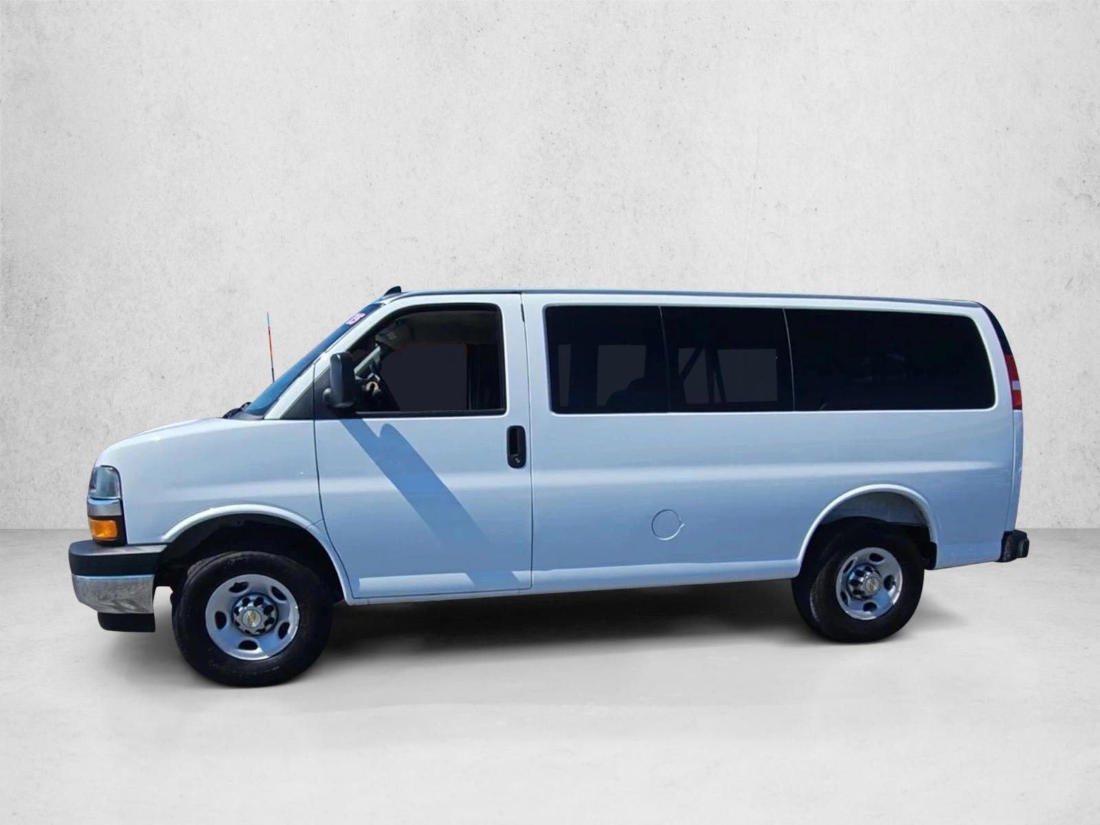 Thumbnail: 2025 Chevrolet Express - 3