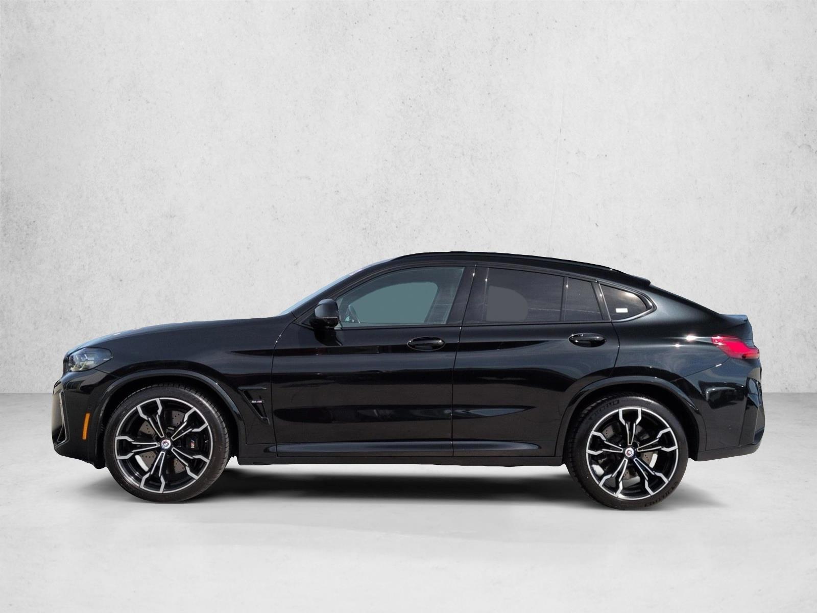 Thumbnail: 2023 BMW X4 - 2