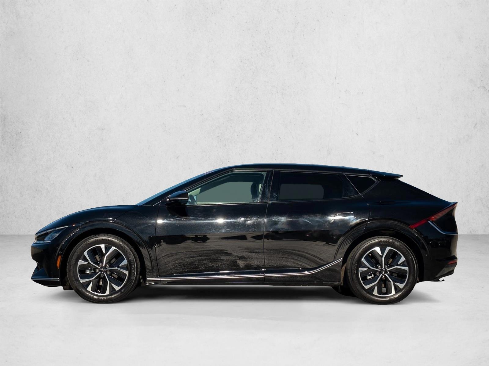 Thumbnail: 2023 Kia EV6 - 2