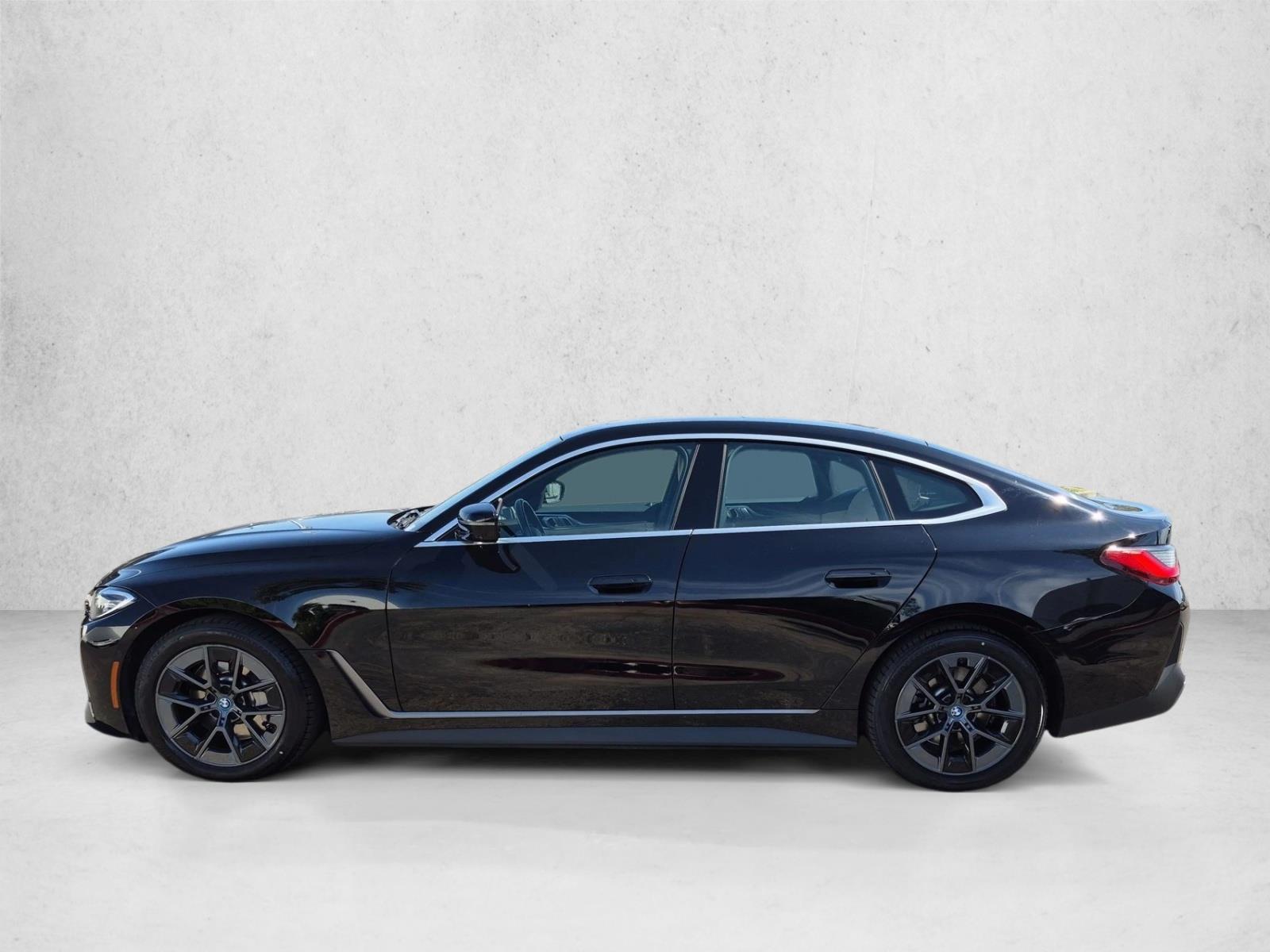 Thumbnail: 2022 BMW i4 - 3