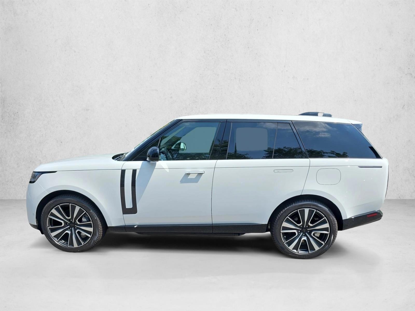 Thumbnail: 2026 Land Rover Range Rover - 2