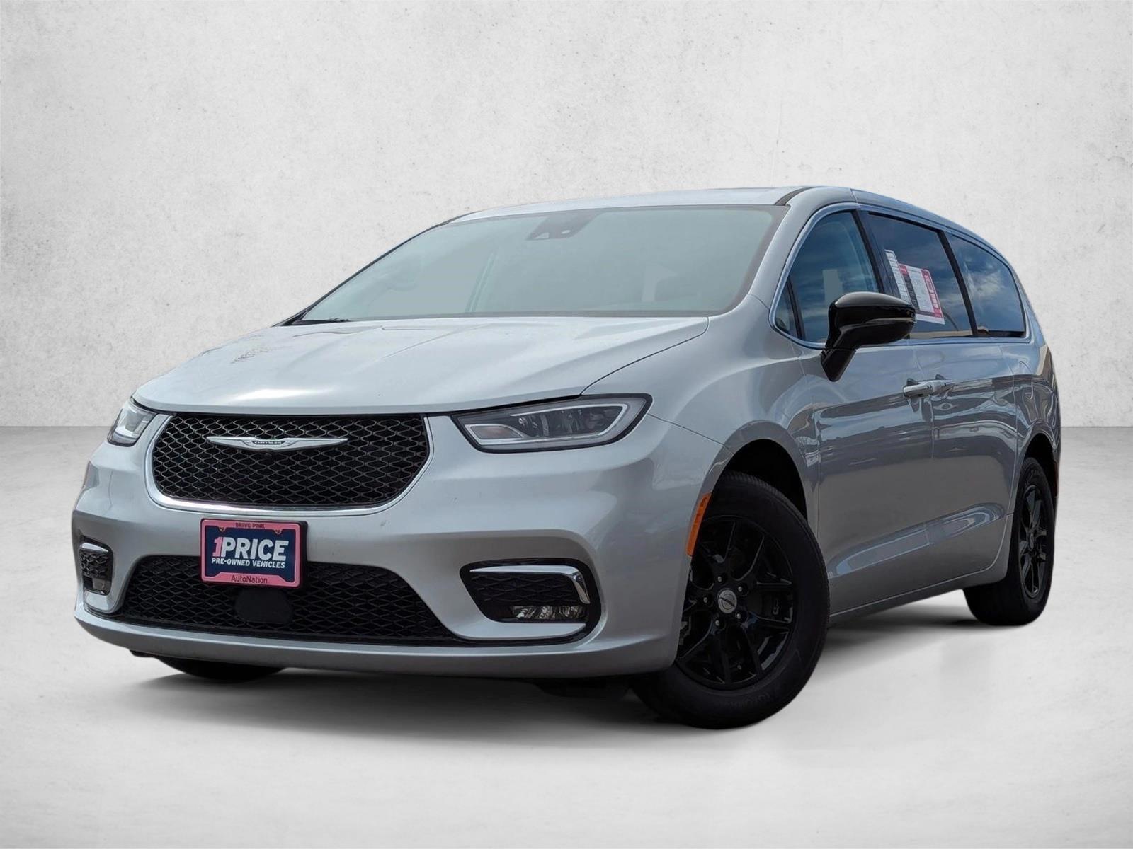 Thumbnail: 2024 Chrysler Pacifica - 1