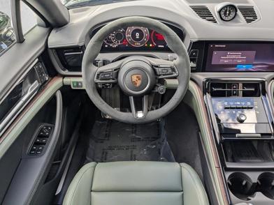 2026 Porsche Panamera