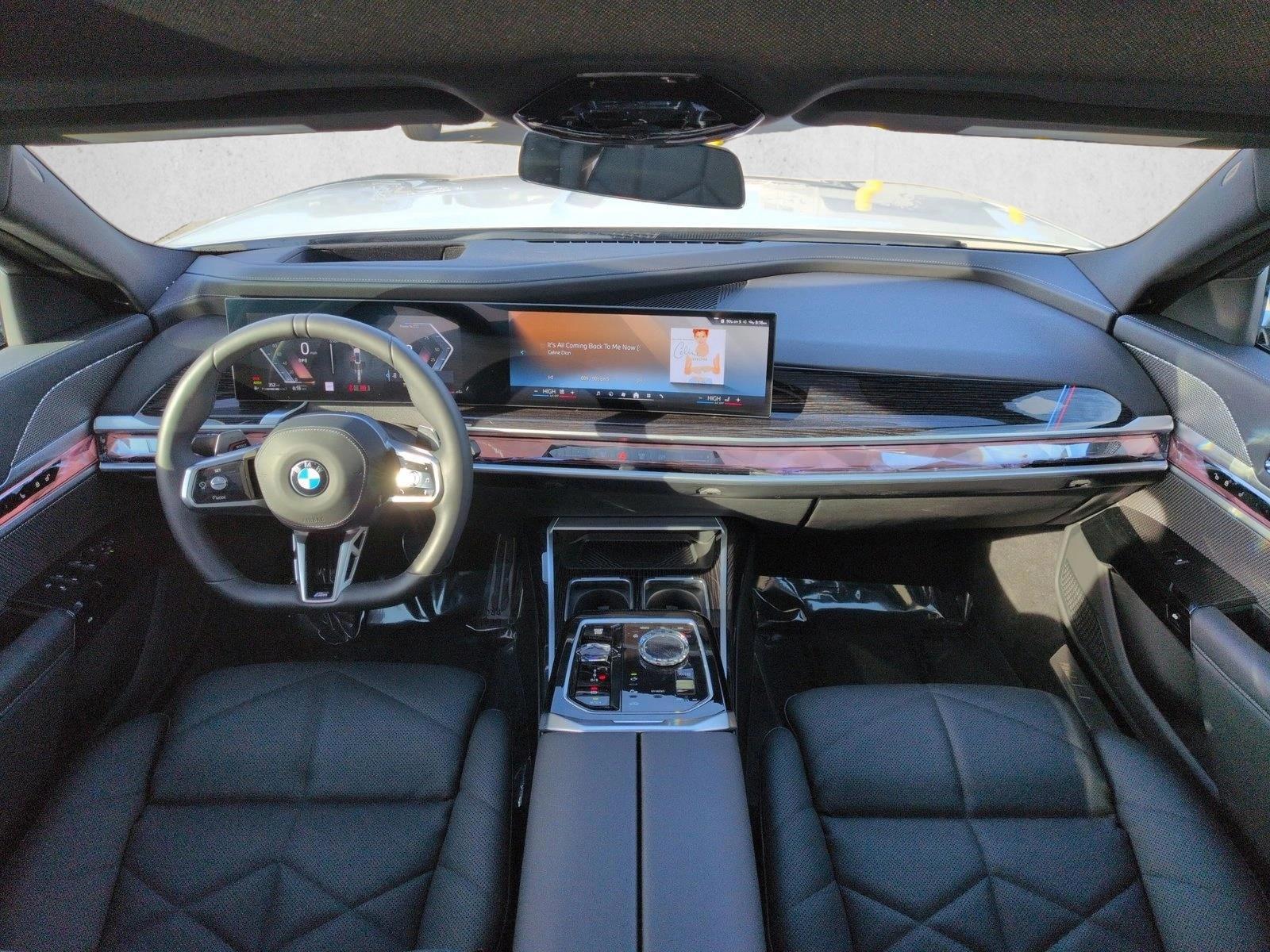 Thumbnail: 2025 BMW 7 Series - 3