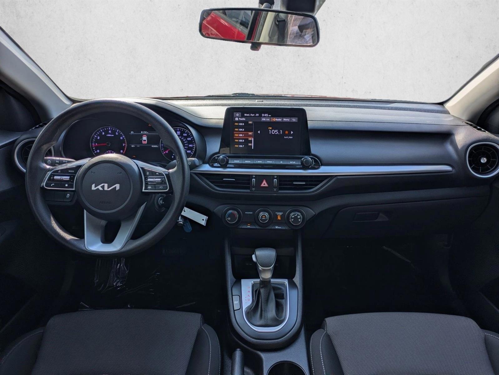 Thumbnail: 2023 Kia Forte - 4