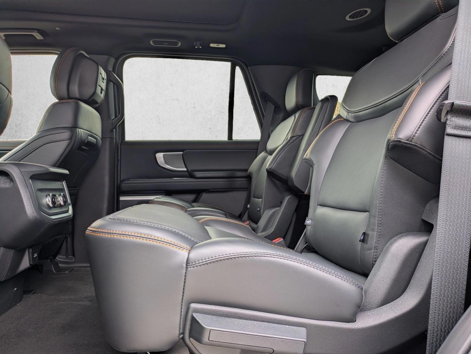 Thumbnail: 2026 Ford Expedition - 6