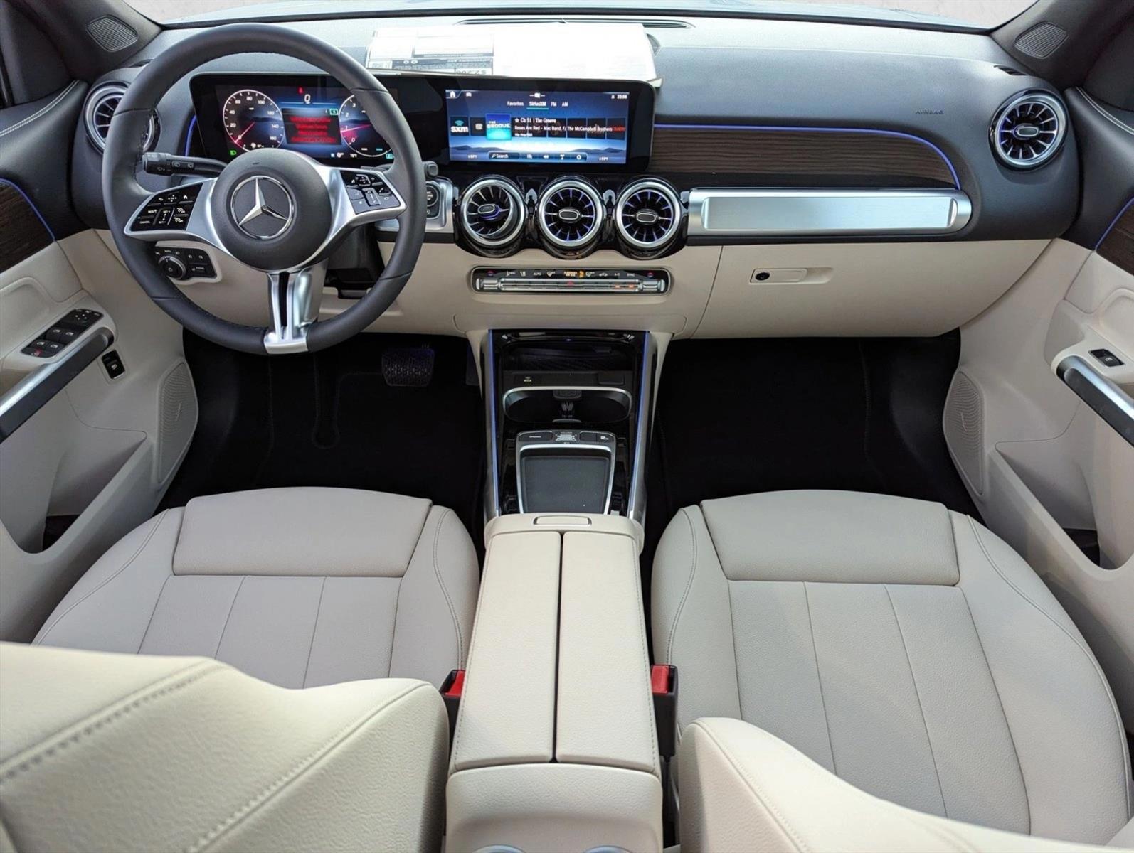 Thumbnail: 2026 Mercedes-Benz GLB - 4