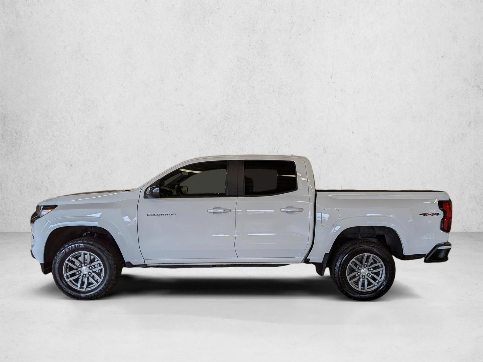 Thumbnail: 2023 Chevrolet Colorado - 2