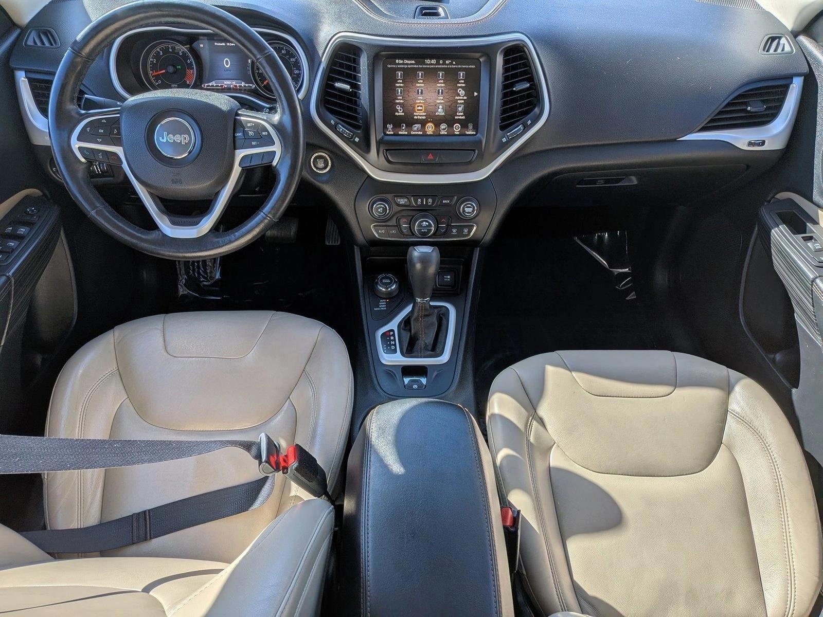 Thumbnail: 2015 Jeep Cherokee - 3