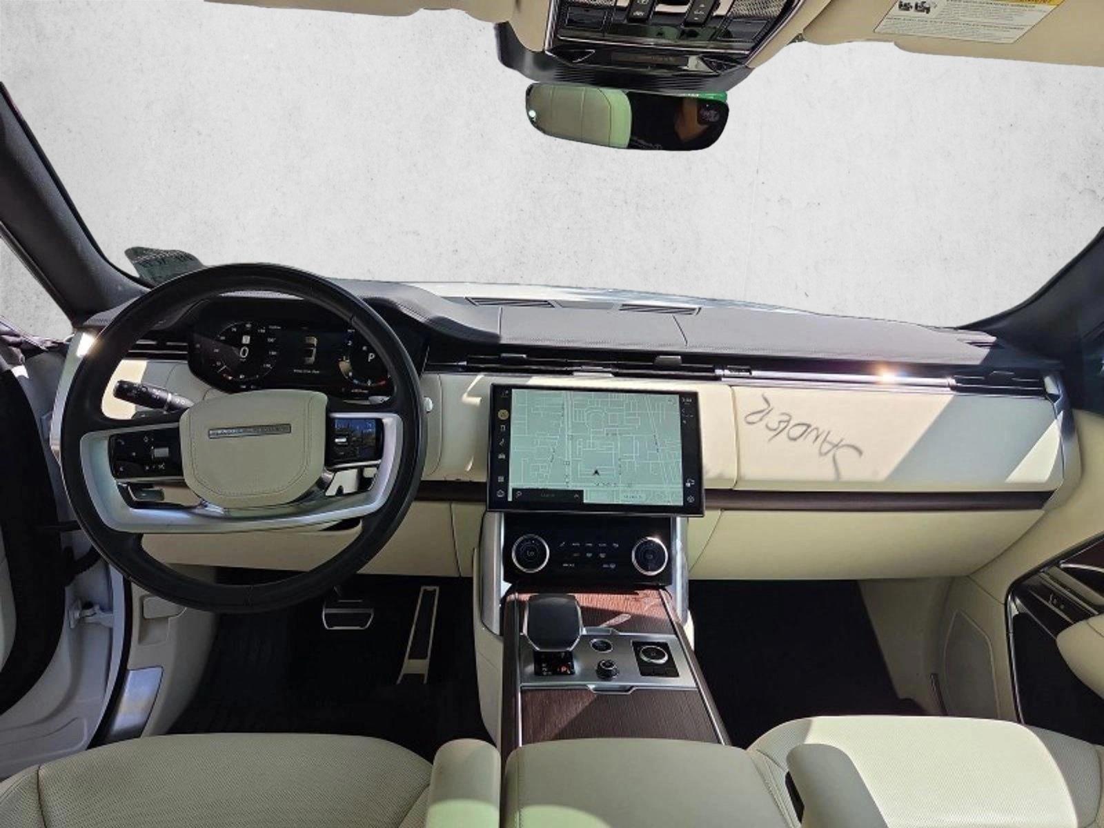 Thumbnail: 2023 Land Rover Range Rover - 3
