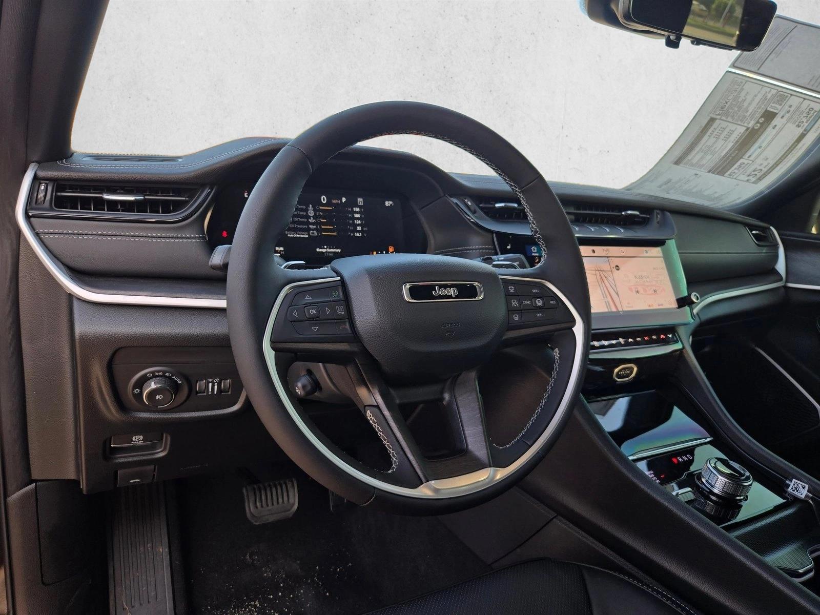 Thumbnail: 2026 Jeep Grand Cherokee - 3
