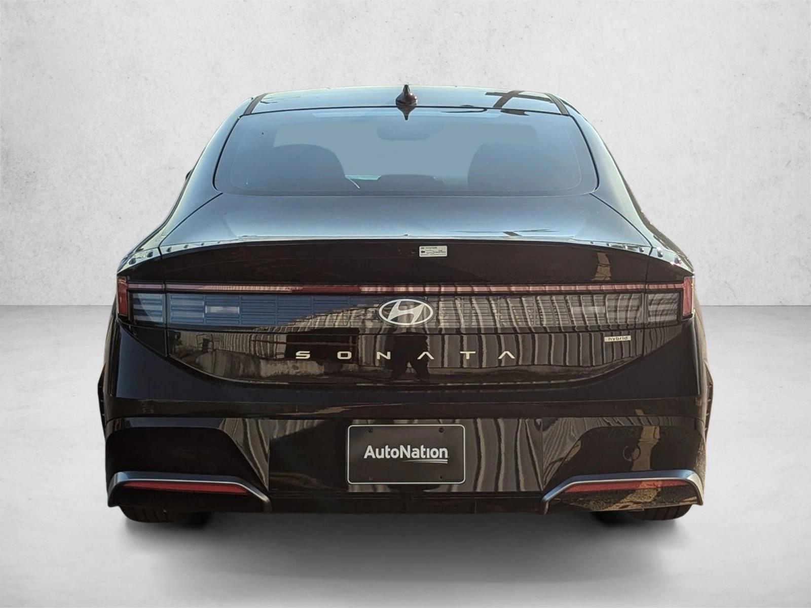 2025 Hyundai Sonata Hybrid SEL - Photo 7