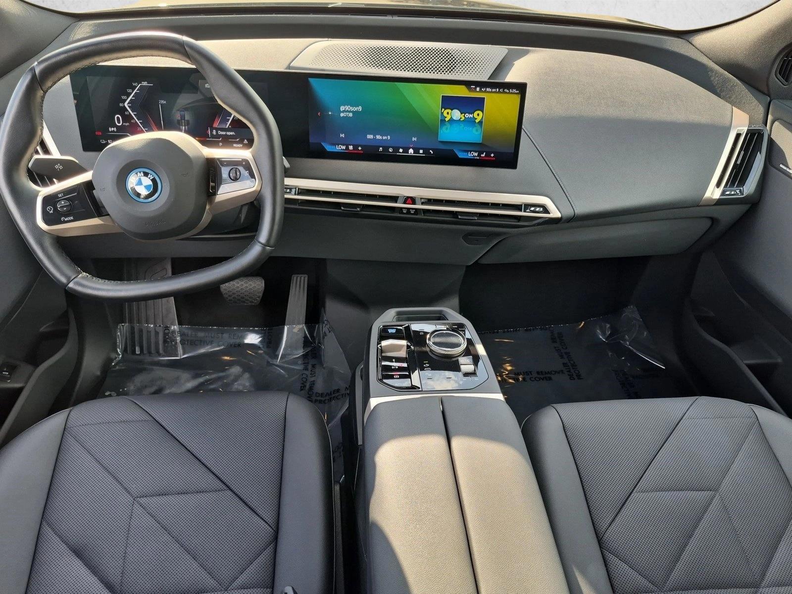 Thumbnail: 2024 BMW iX - 3