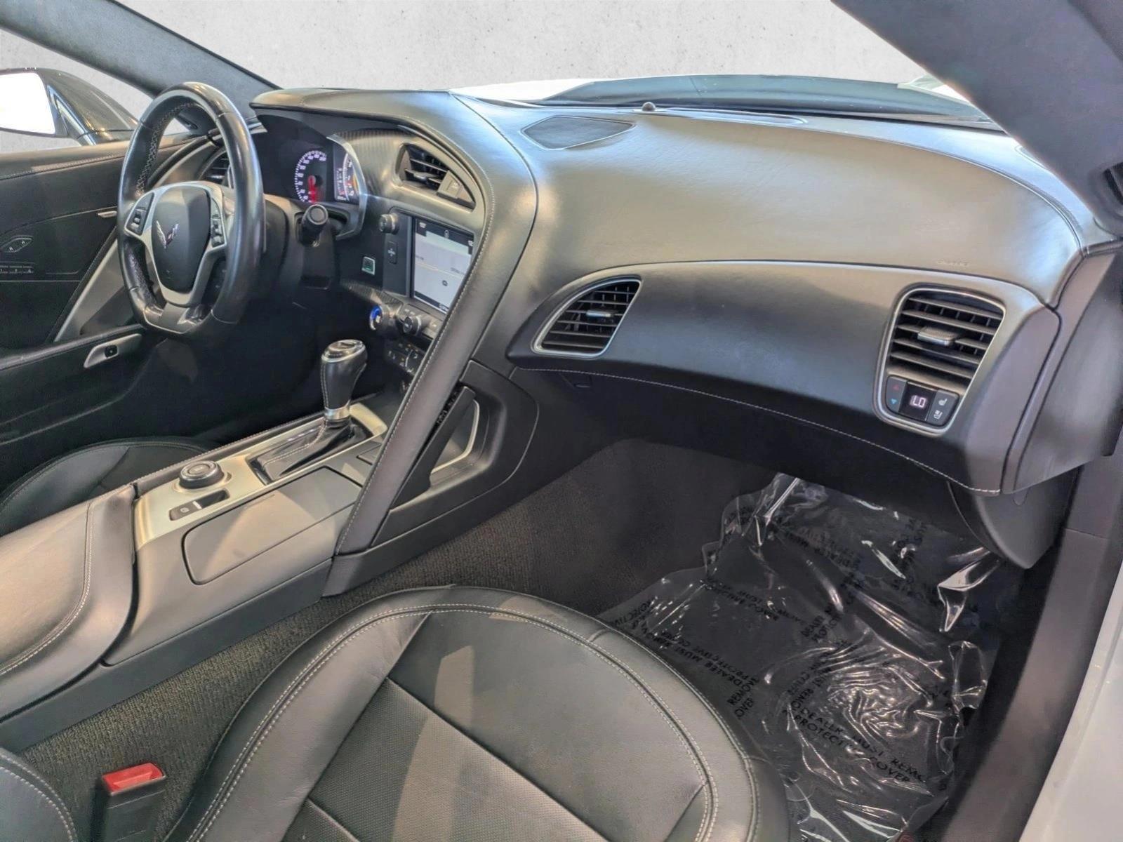 2016 Chevrolet Corvette 3LT - Photo 17