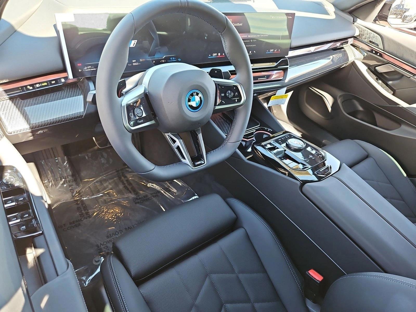 Thumbnail: 2027 BMW 5 Series - 3