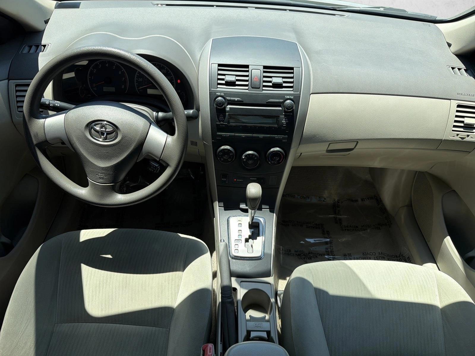 Thumbnail: 2010 Toyota Corolla - 3
