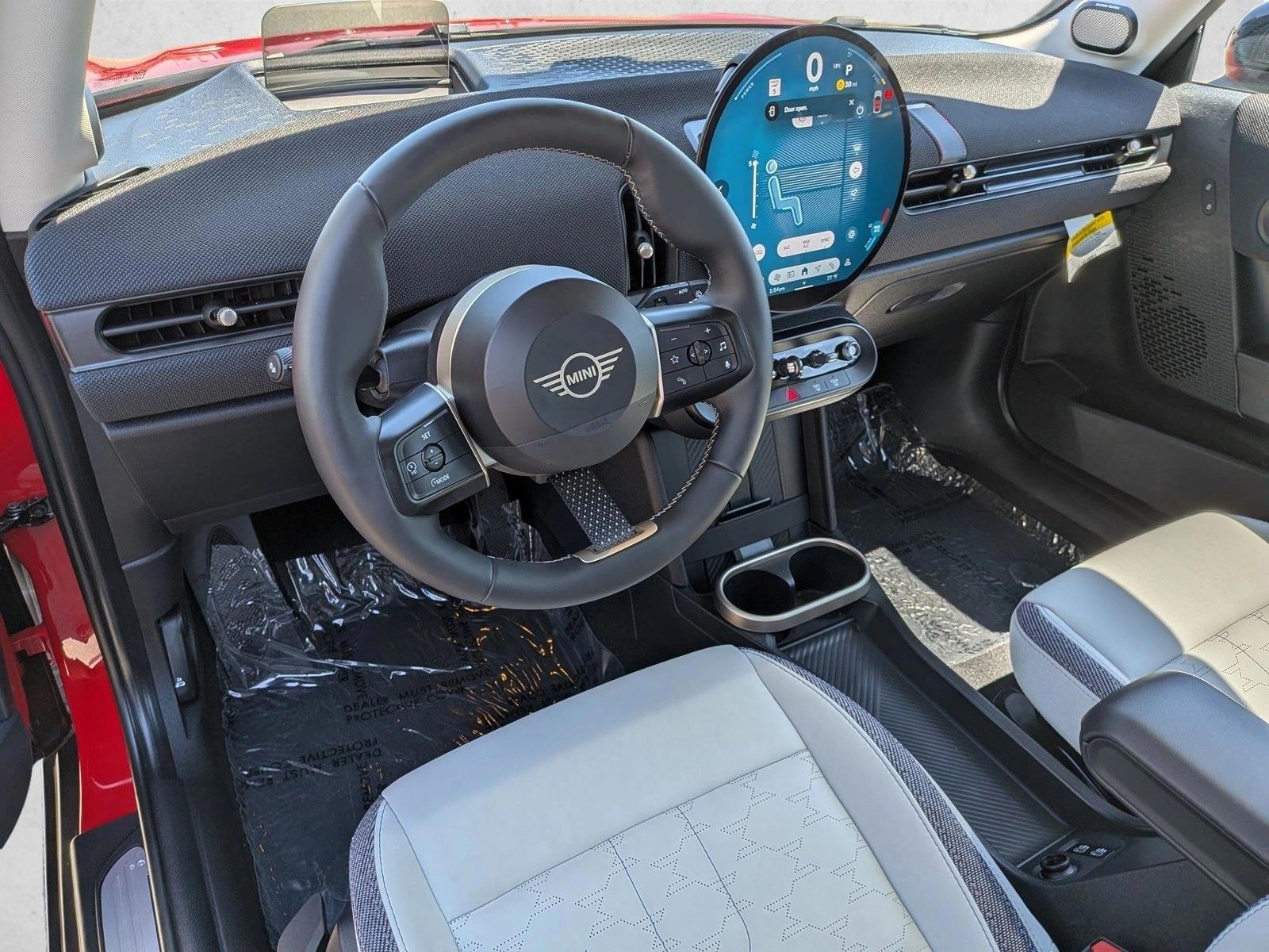 Thumbnail: 2025 MINI Cooper Hardtop - 3