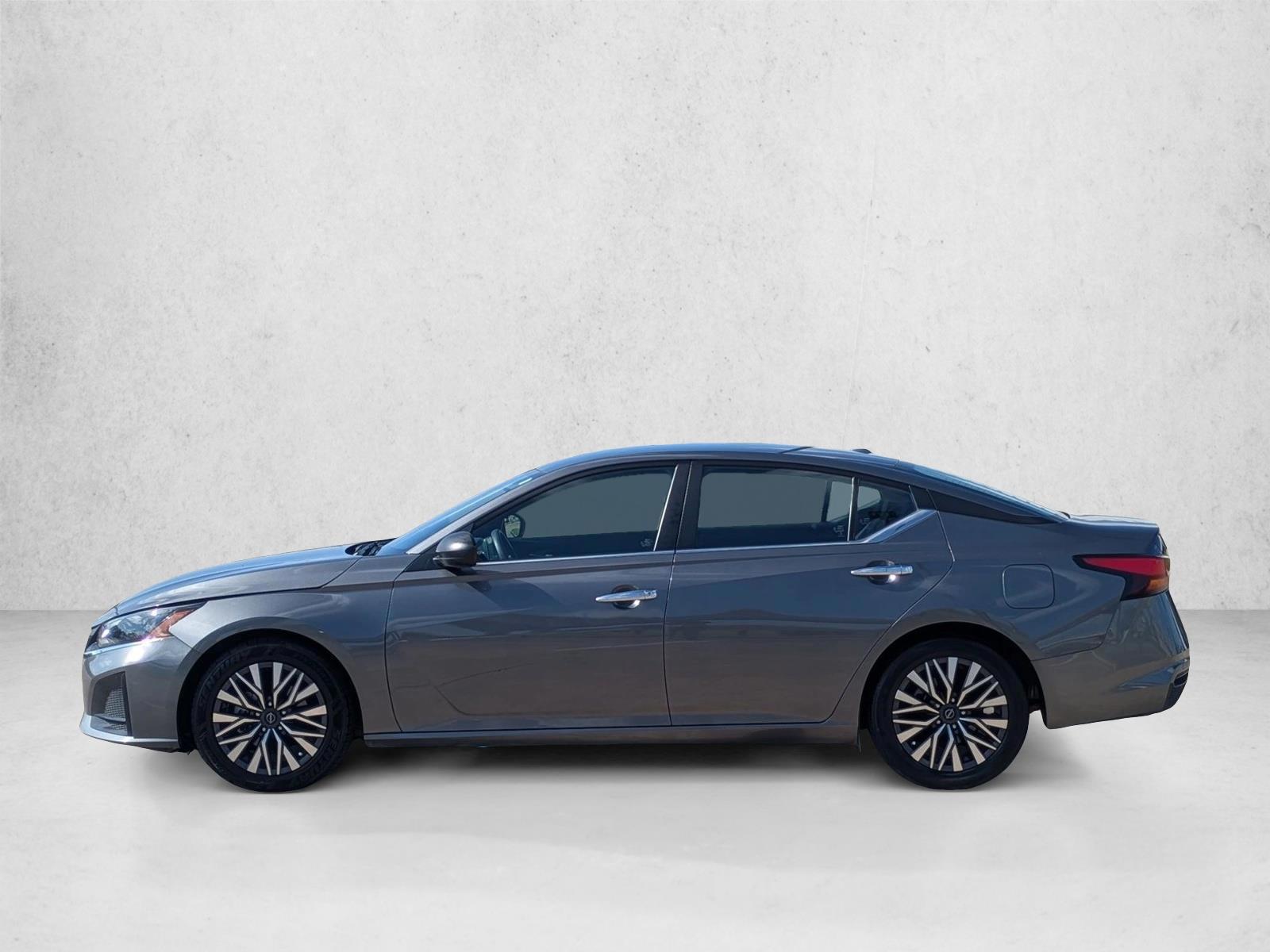 Thumbnail: 2024 Nissan Altima - 2