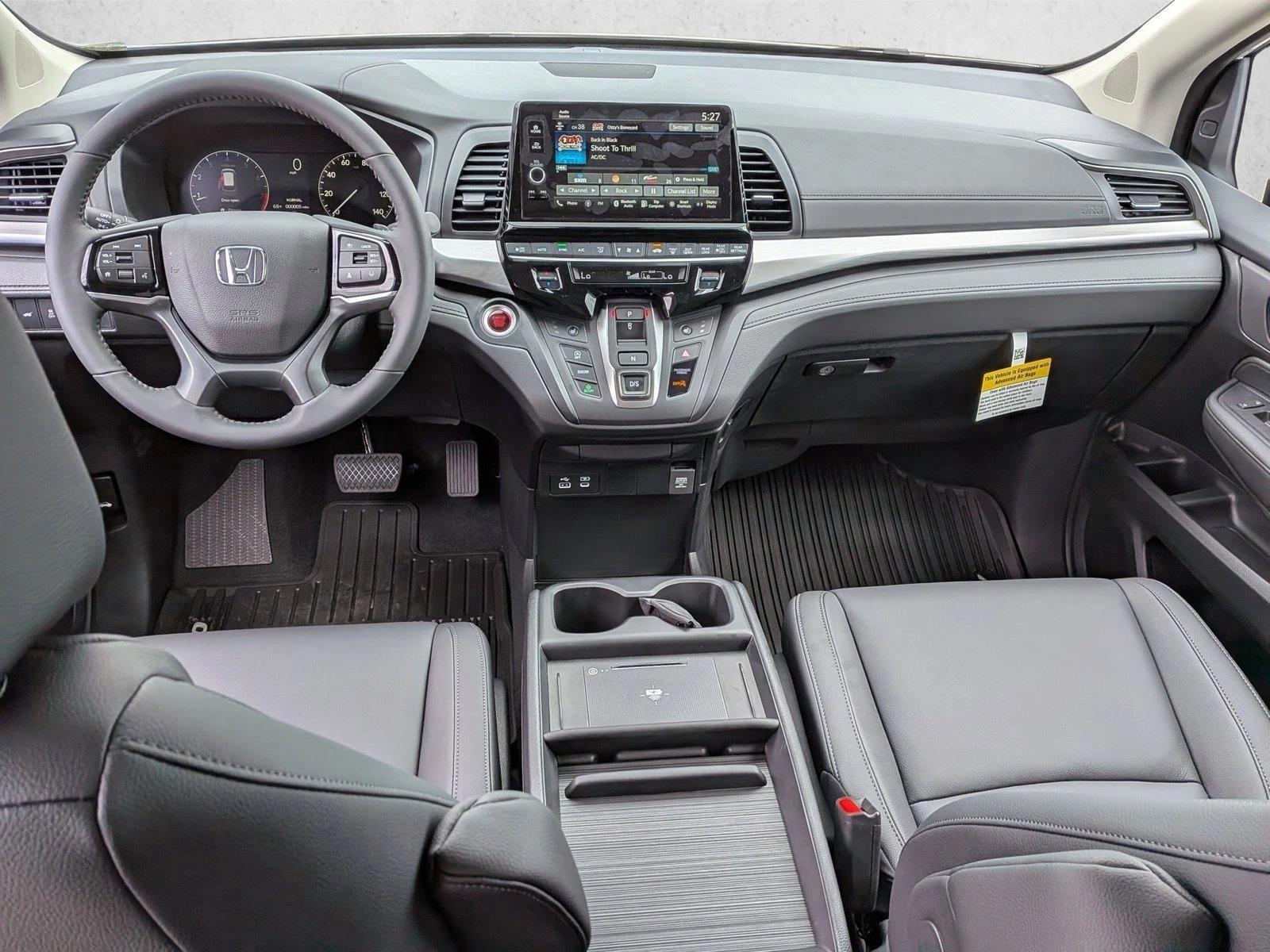 Thumbnail: 2026 Honda Odyssey - 3