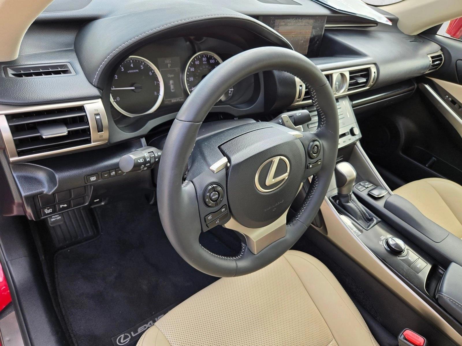 Thumbnail: 2014 Lexus IS - 3