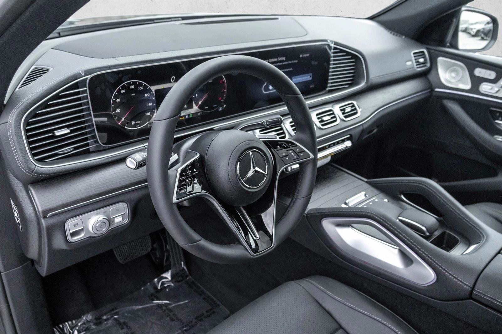 Thumbnail: 2026 Mercedes-Benz GLE - 3