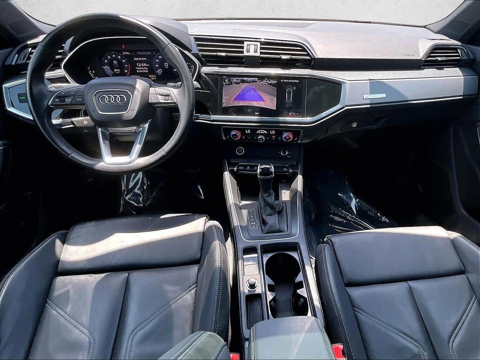 Thumbnail: 2023 Audi Q3 - 4
