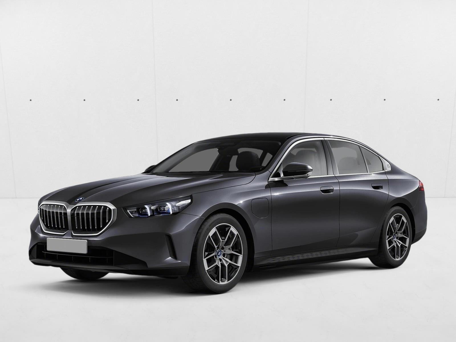Thumbnail: 2026 BMW 5 Series - 1